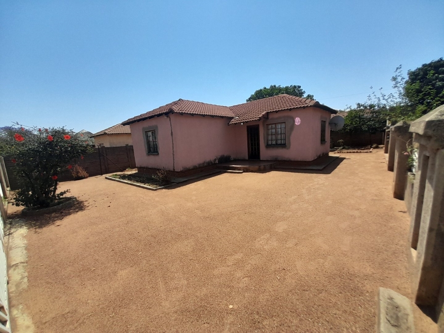 2 Bedroom Property for Sale in Mabopane Unit X North West